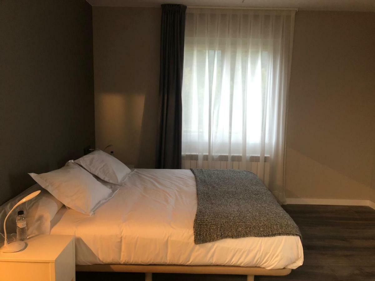 Hotel Els Avets De カンプロドン エクステリア 写真